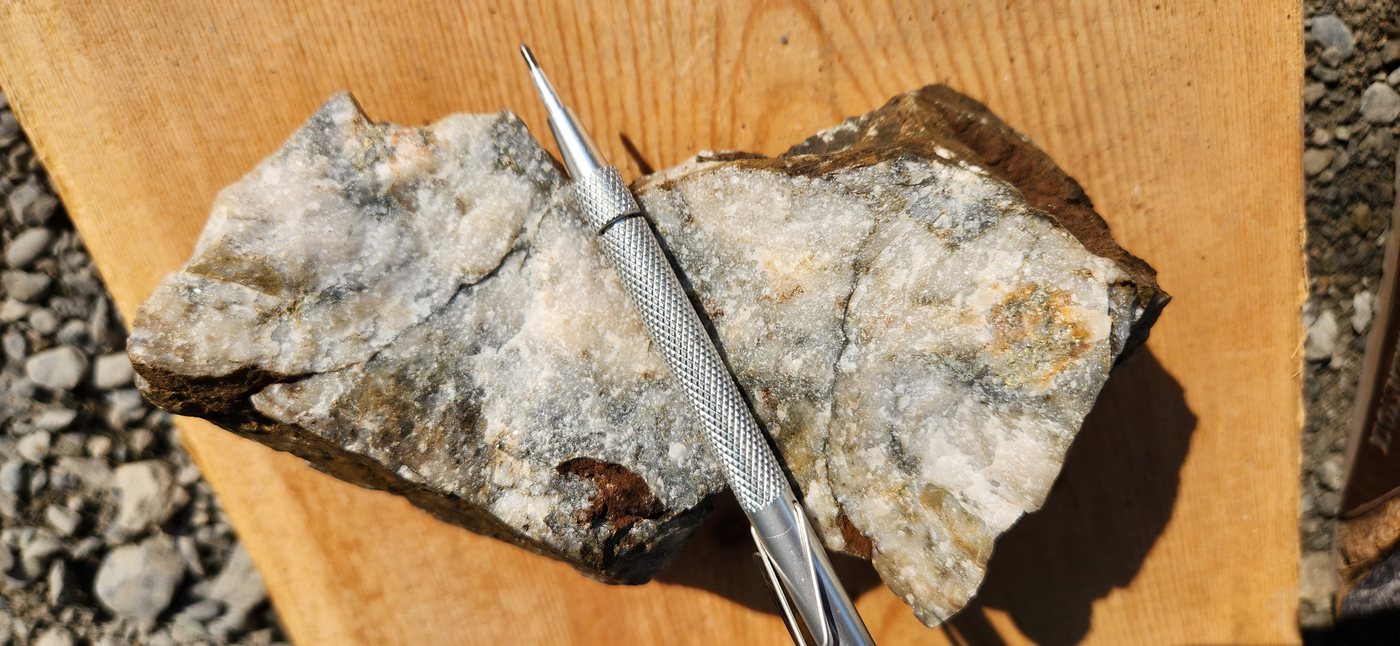 Vein material from the Georgia Project
